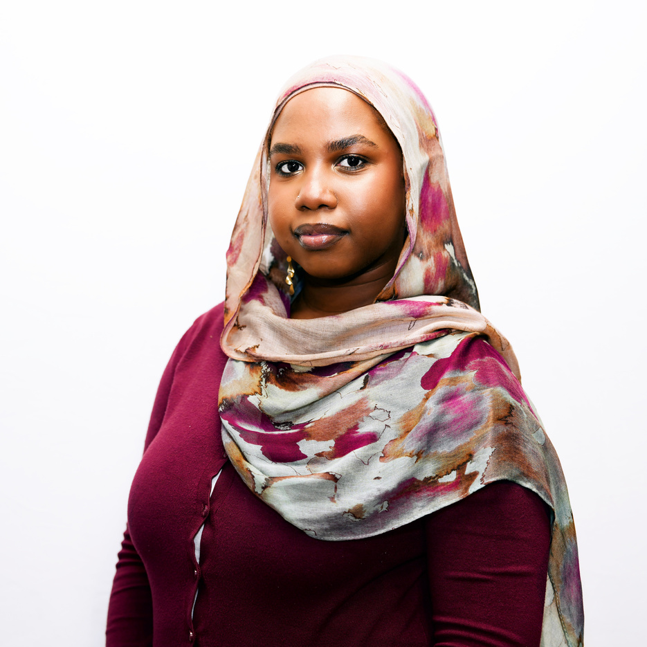 Portrait of Omnia Mahmoud, CEC mental health intern